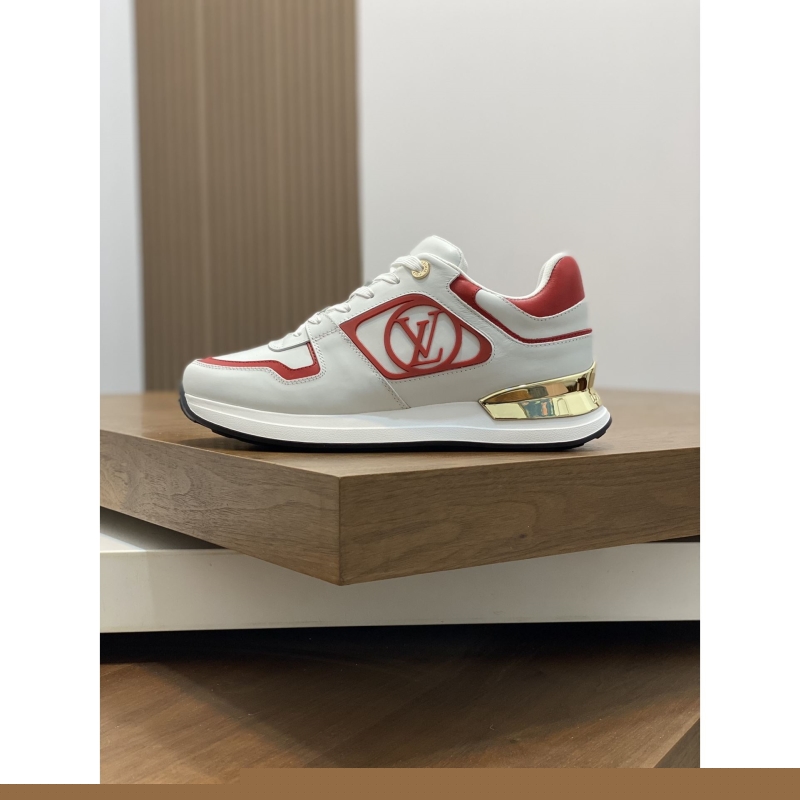 l**is V*t*n sneakers